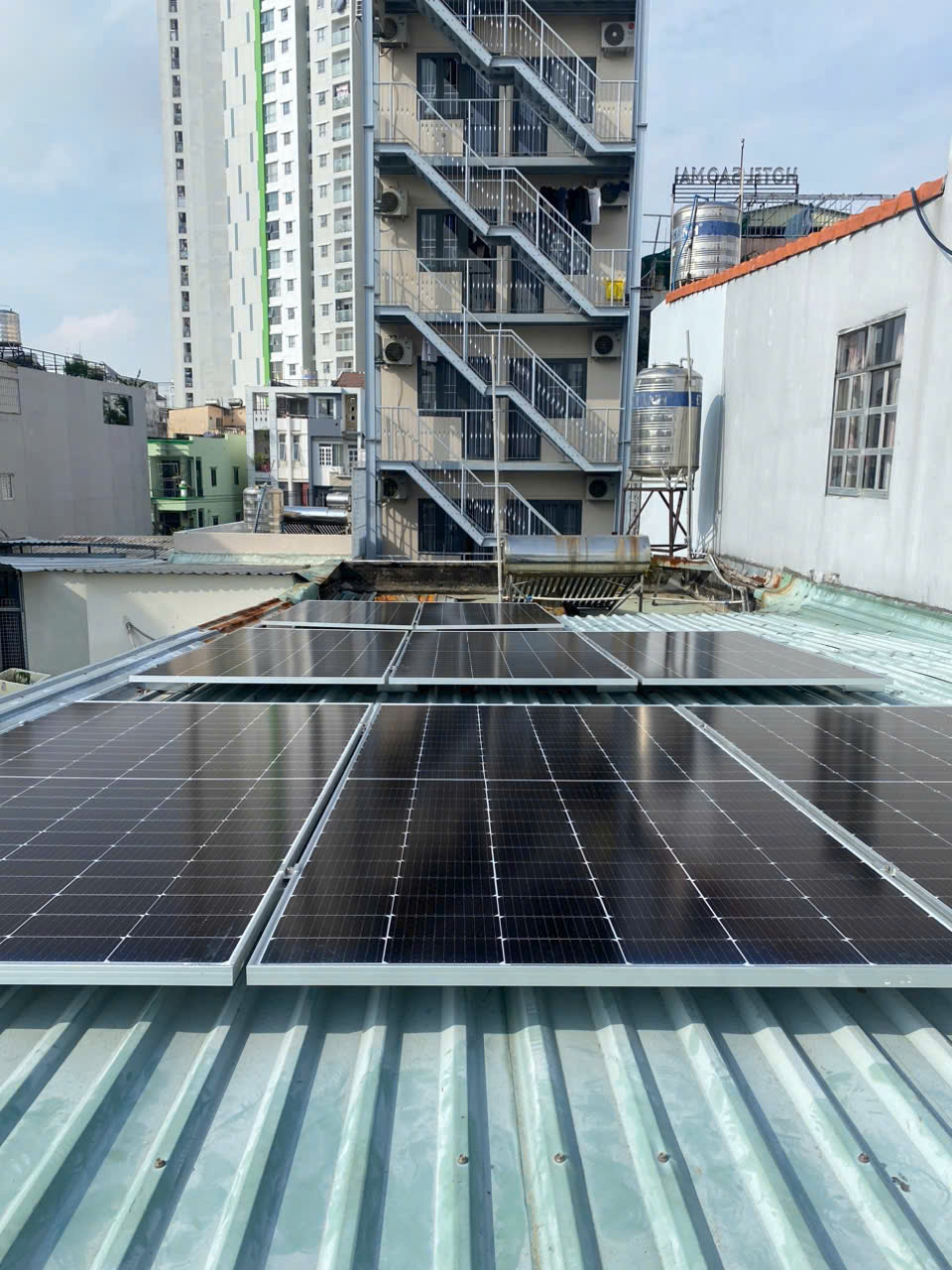 Hệ 4,5 kw hoà lưới bám tải – Chú Chu hộ gia đình ở Thanh Đa, Bình Thạnh